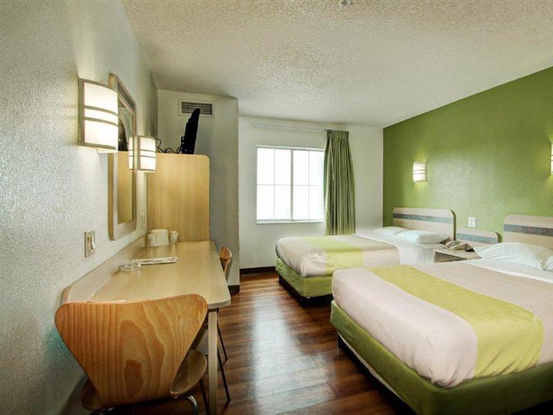 Park Inn By Radisson, Aurora Exterior photo